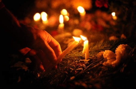 Gyújtsunk fényt a sötétben!