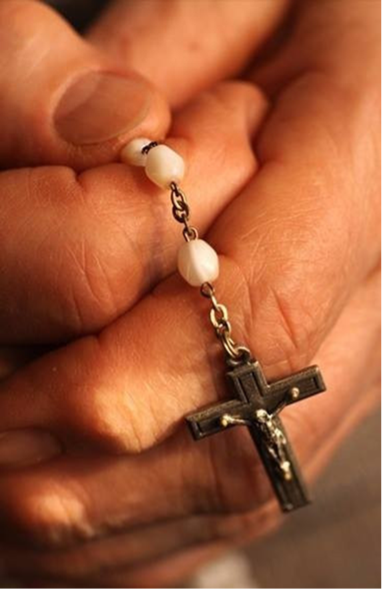 Mária iskolája, október imádsága: a rózsafüzér