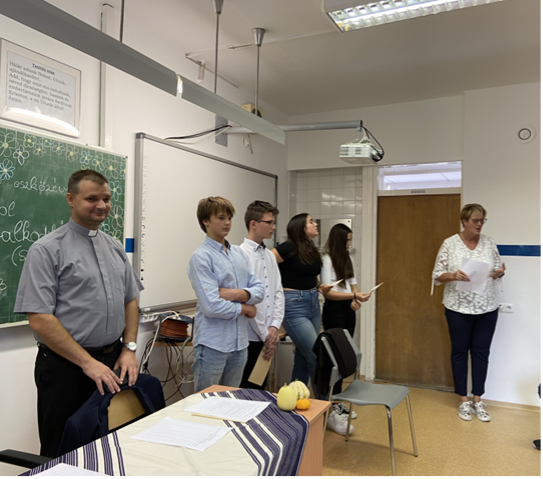 Napfivér-Holdnővér