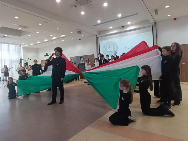 „Mondjátok csak, mi a haza?” – Március 15-ei ünnepség iskolánkban